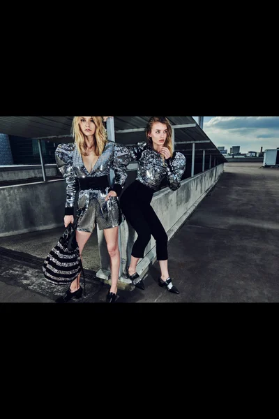 Look 26